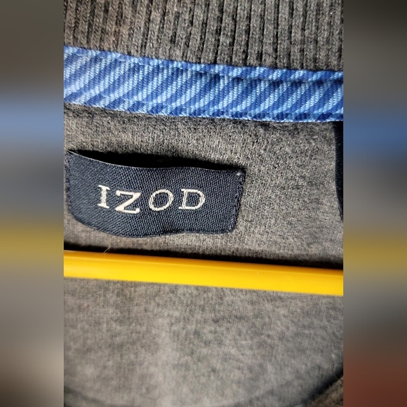 IZOD  Men's half zip sweater size medium cotton/poly blend, gray with navy strip - Picture 3 of 5